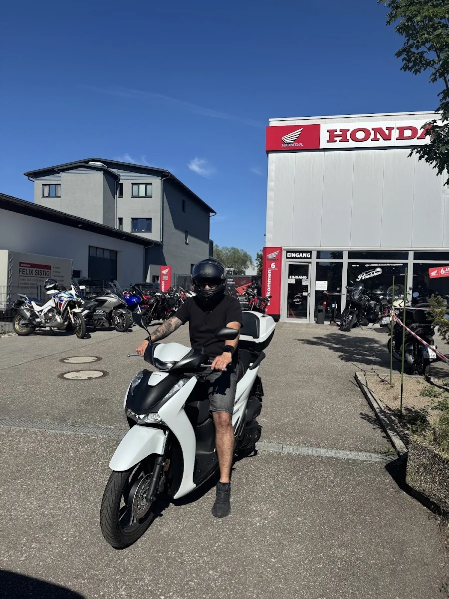Honda Evecan l Motorrad-Shop GmbH – Besucherfoto von Rommy M in Fürstenfeldbruck, Bayern