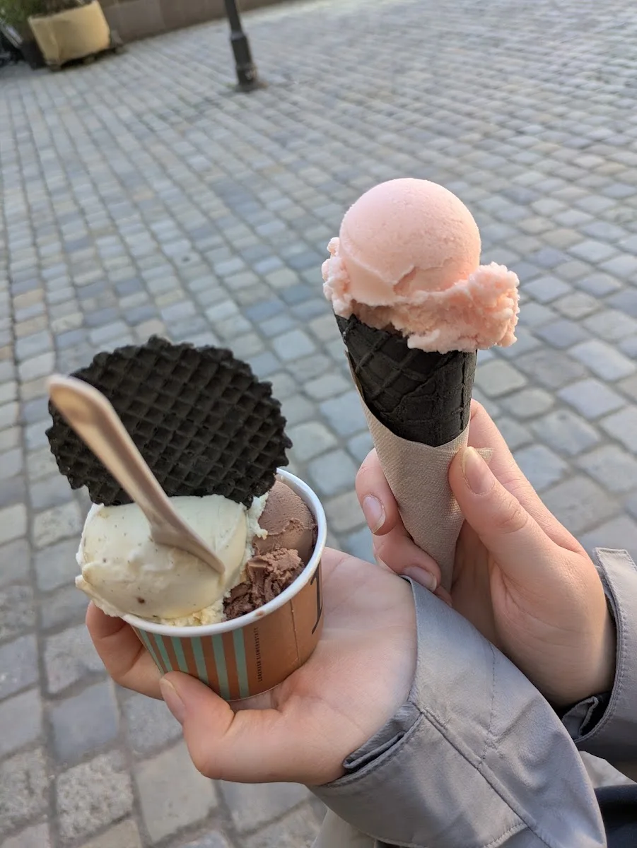 Lo3 Lorenzer Eiswerkstatt – Gelato in Nürnberg, Bayern