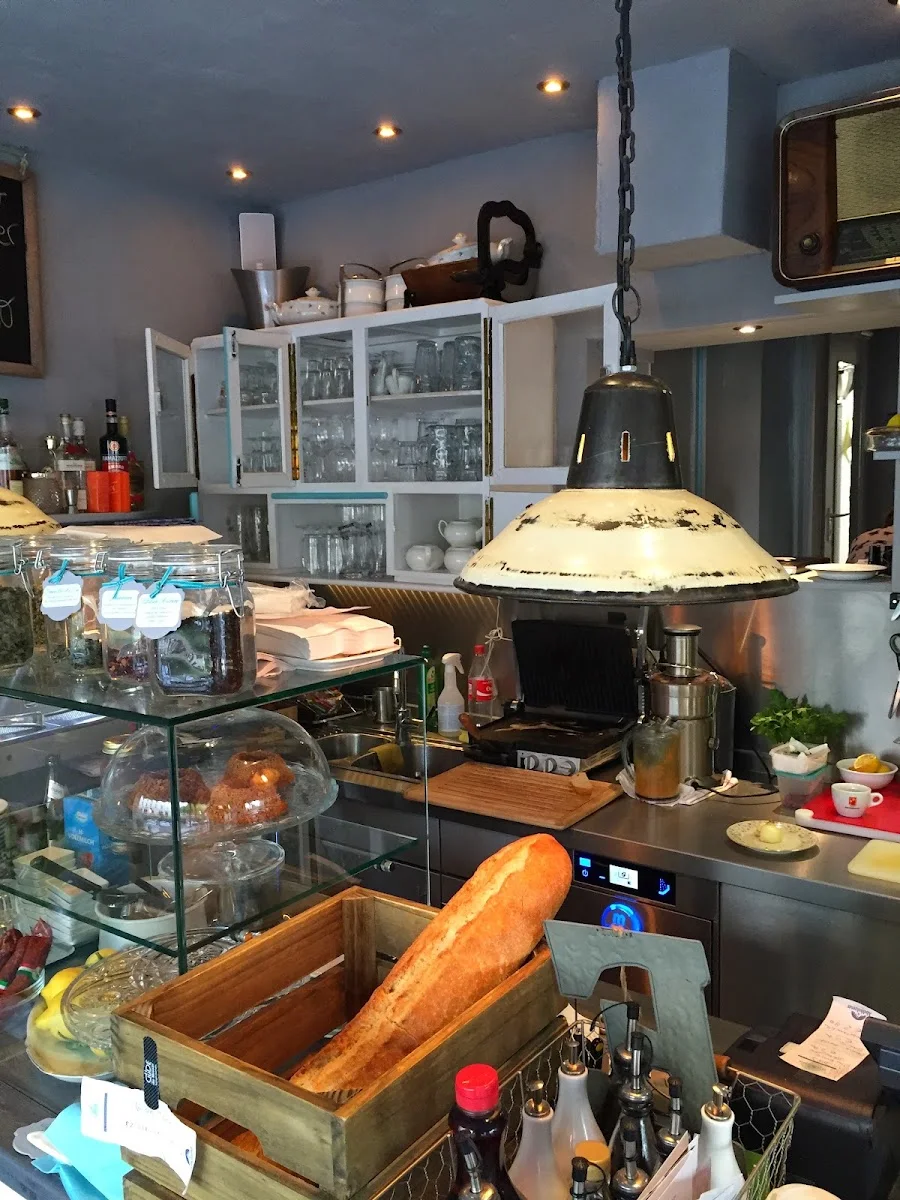 Tante Emma Restaurant und Café – Atmosphäre in München, Bayern