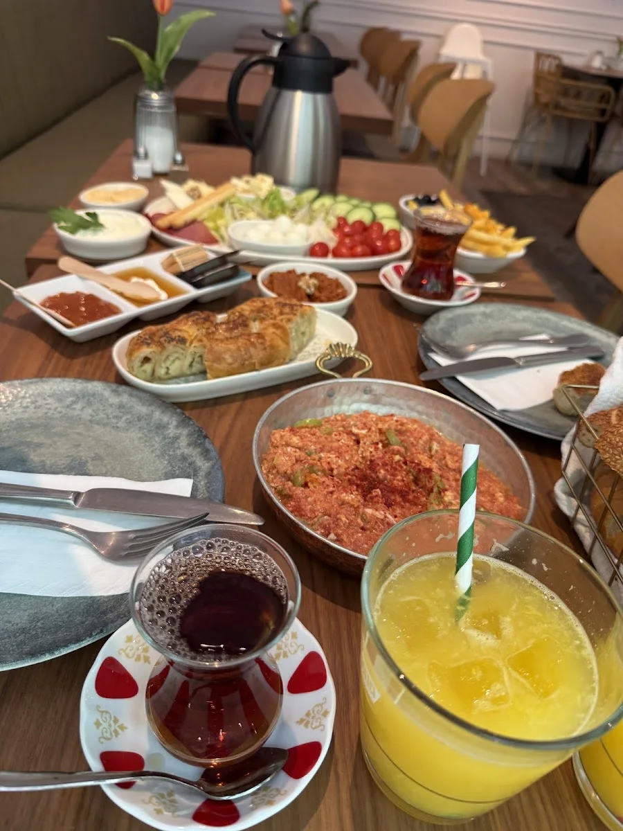 Simitci Dünyasi Cafe Brunch – Bäckerei in Dortmund, Nordrhein-Westfalen