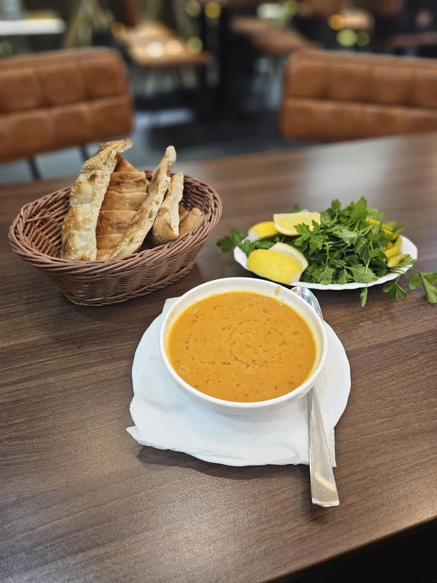 UZUN TAŞFIRINI - (Steinofen Pide Restaurant) – Linsensuppe in Mannheim, Baden-Württemberg