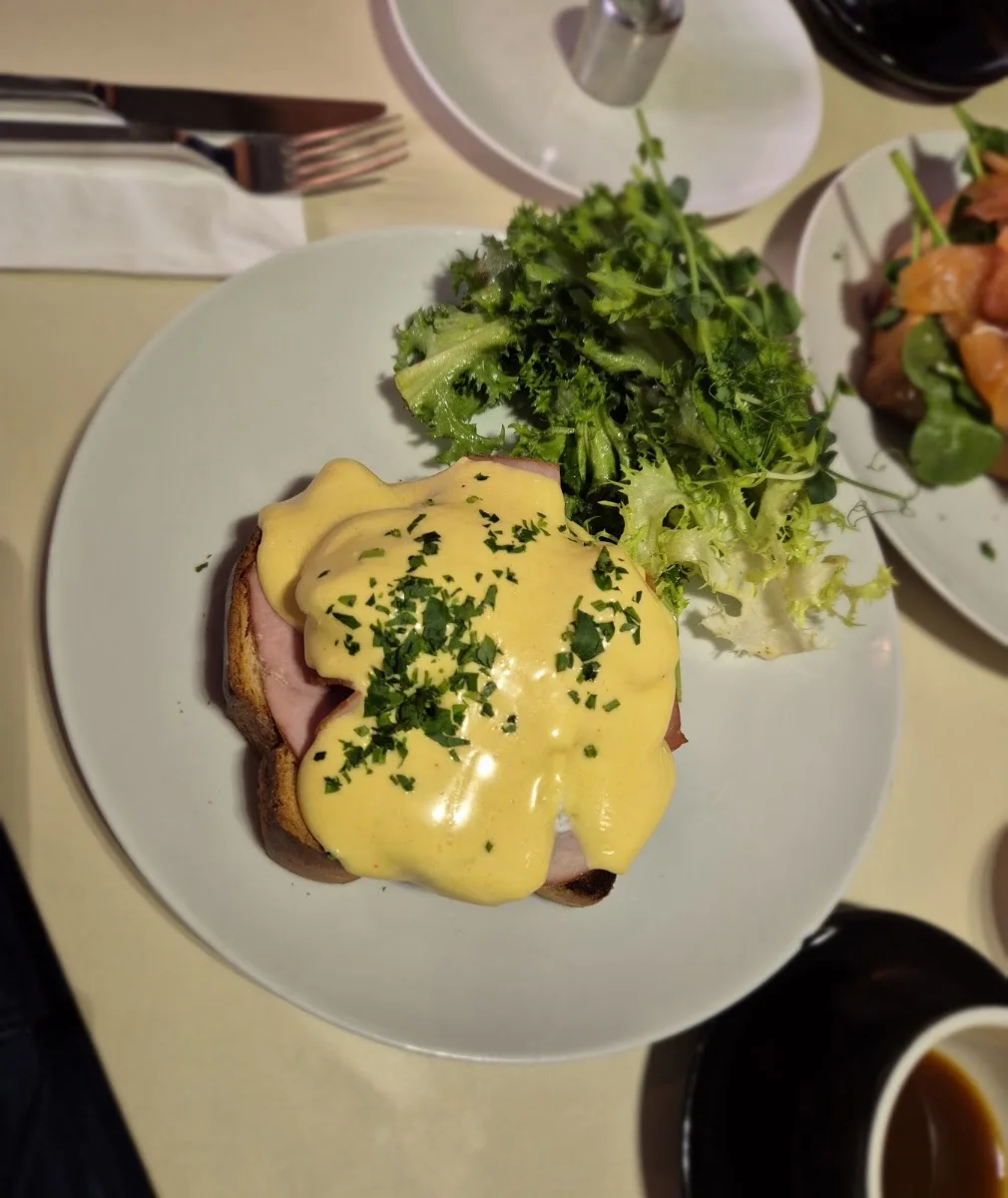 WALLCZKA – Eier Benedict in Köln, Nordrhein-Westfalen