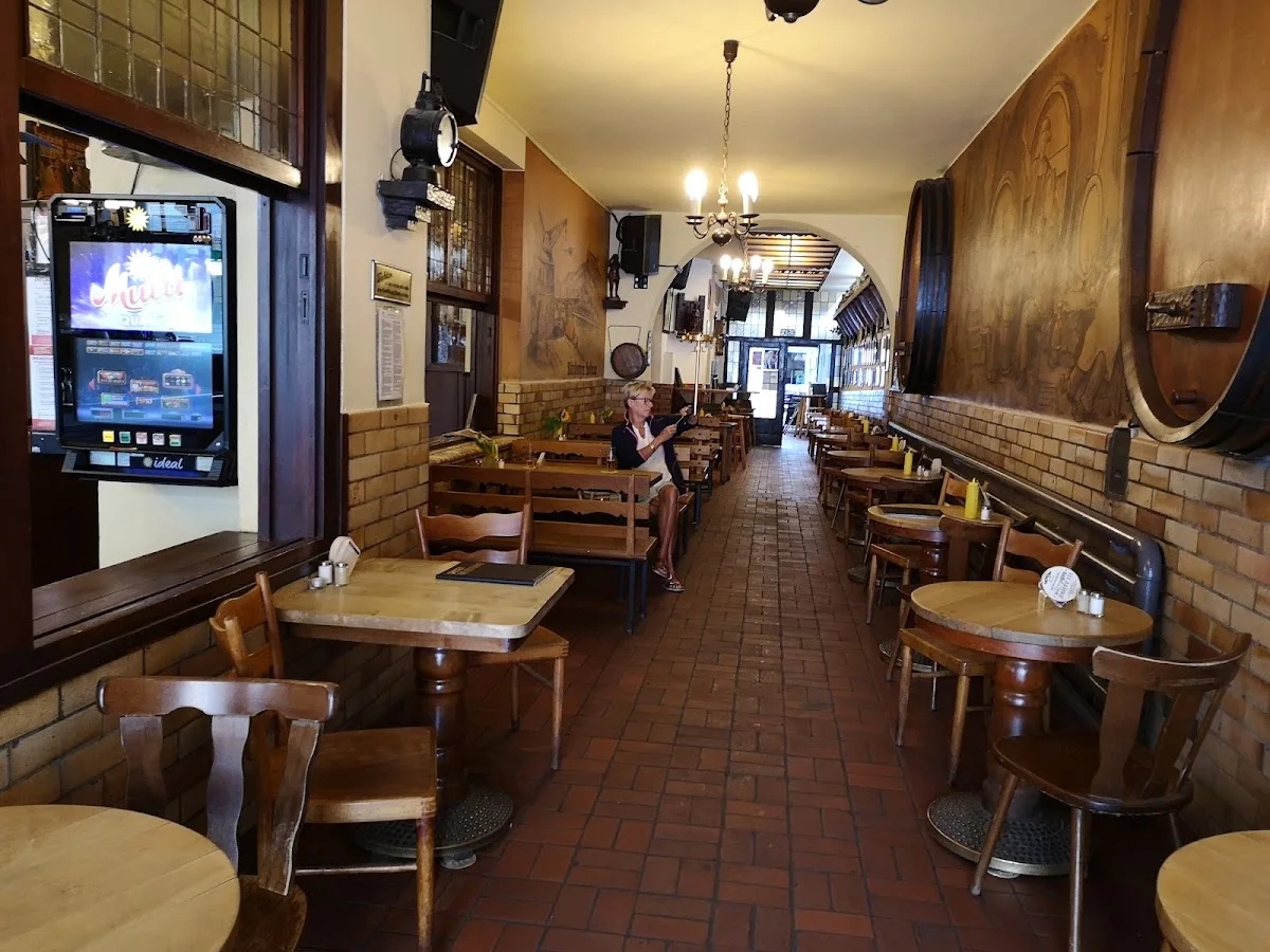 Weinhaus Vogel – Atmosphäre in Köln, Nordrhein-Westfalen