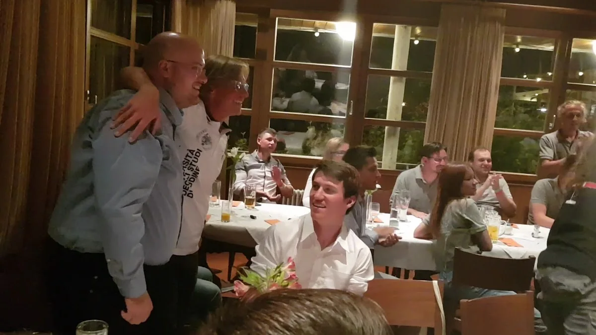 Kickers-Clubrestaurant – Atmosphäre in Stuttgart, Baden-Württemberg