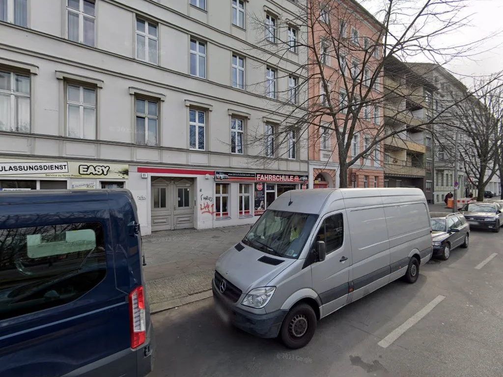 Fahrschule Dilek Tirkes GmbH – Street View & 360°-Fotos in Berlin