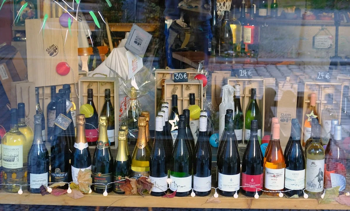 Clandestino | Tapas & Wein – Atmosphäre in Berlin