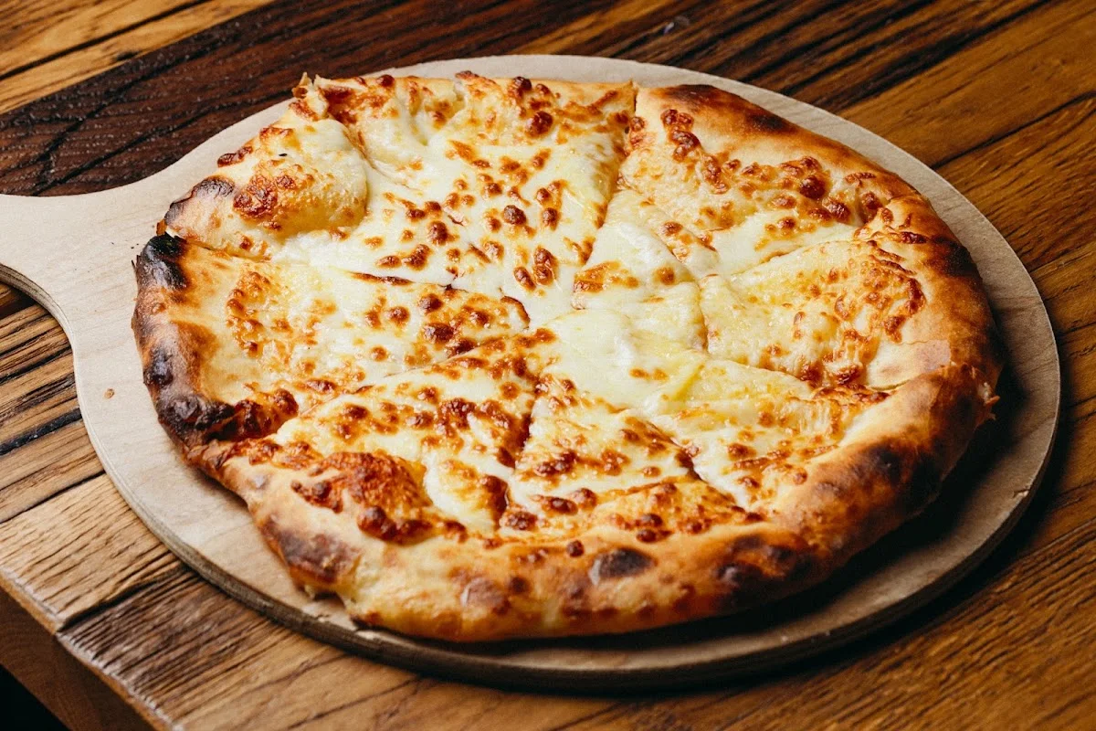 Restaurant Tsomi – Pizza in Berlin