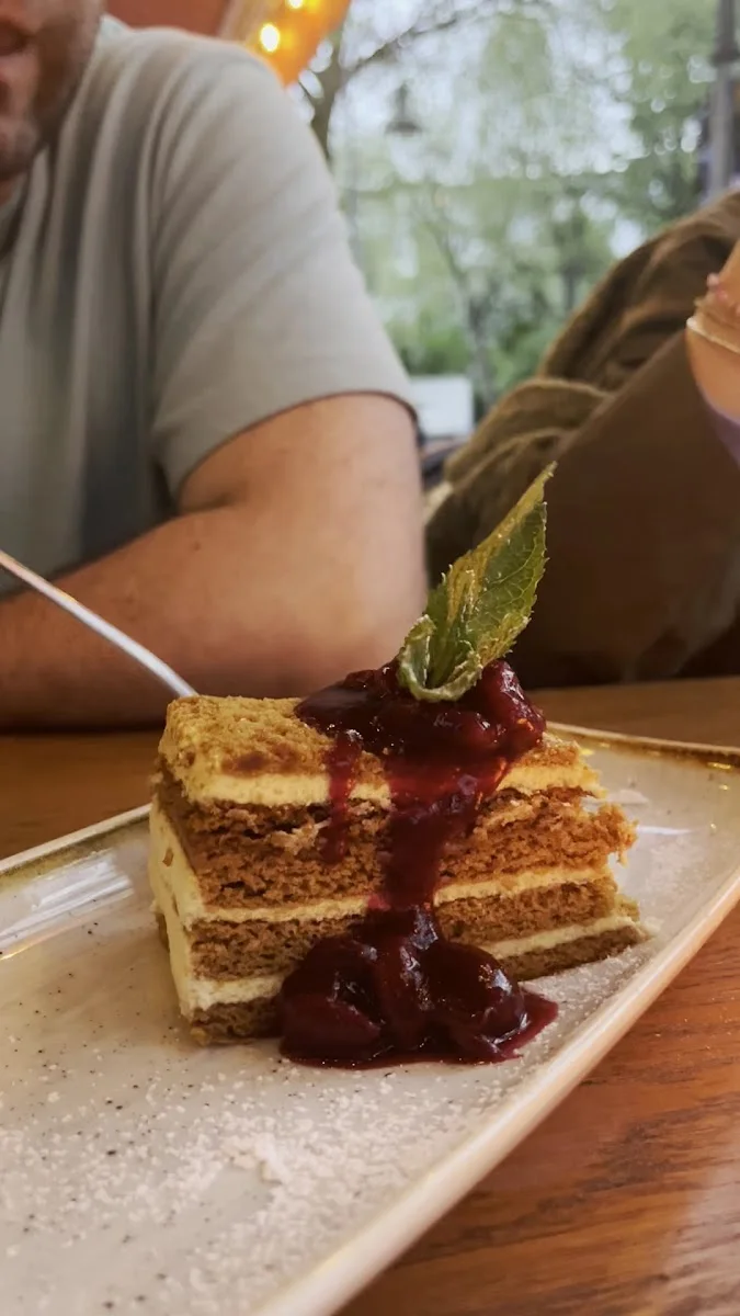 Restaurant Tsomi – Tiramisu in Berlin