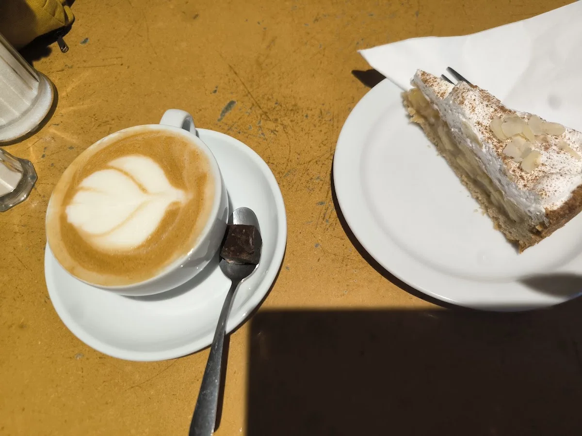 Cafe Miller – Kaffeekuchen in Hamburg