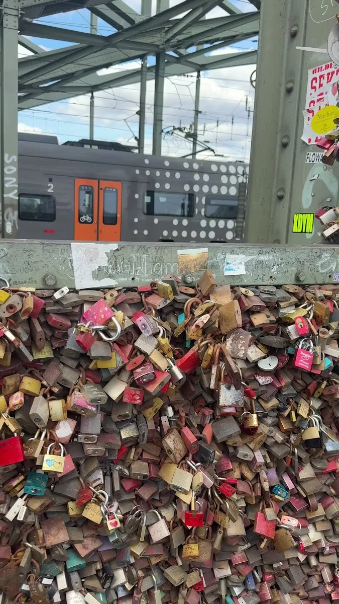 Hohenzollernbrücke – Brücke in Köln, Nordrhein-Westfalen