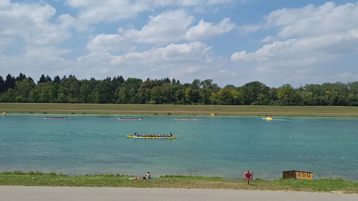 Munich Beach Resort – Bar in Oberschleißheim, Bayern