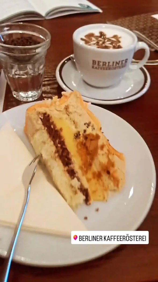 Berliner Kaffeerösterei Uhlandstraße – Café in Berlin