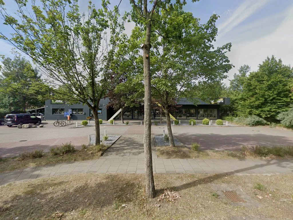 Bike Park Timm Lüneburg – Street View & 360°-Fotos in Lüneburg, Niedersachsen