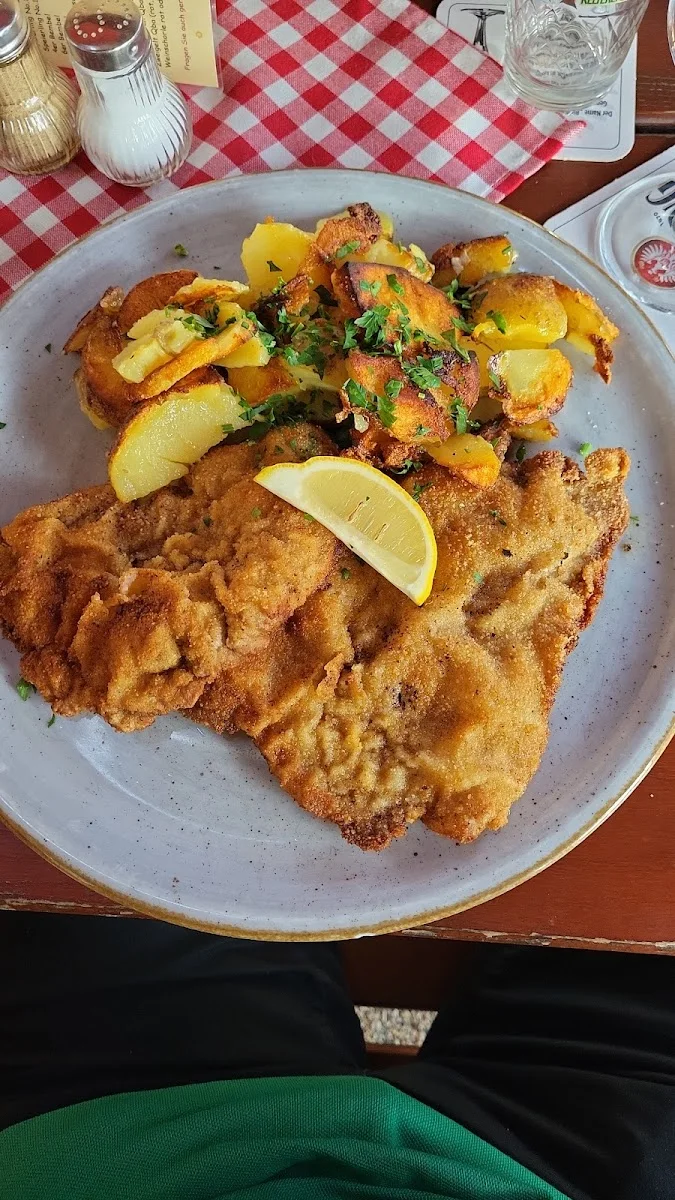 Zum Zehnthof – Österreichisches Restaurant in Frankfurt am Main, Hessen