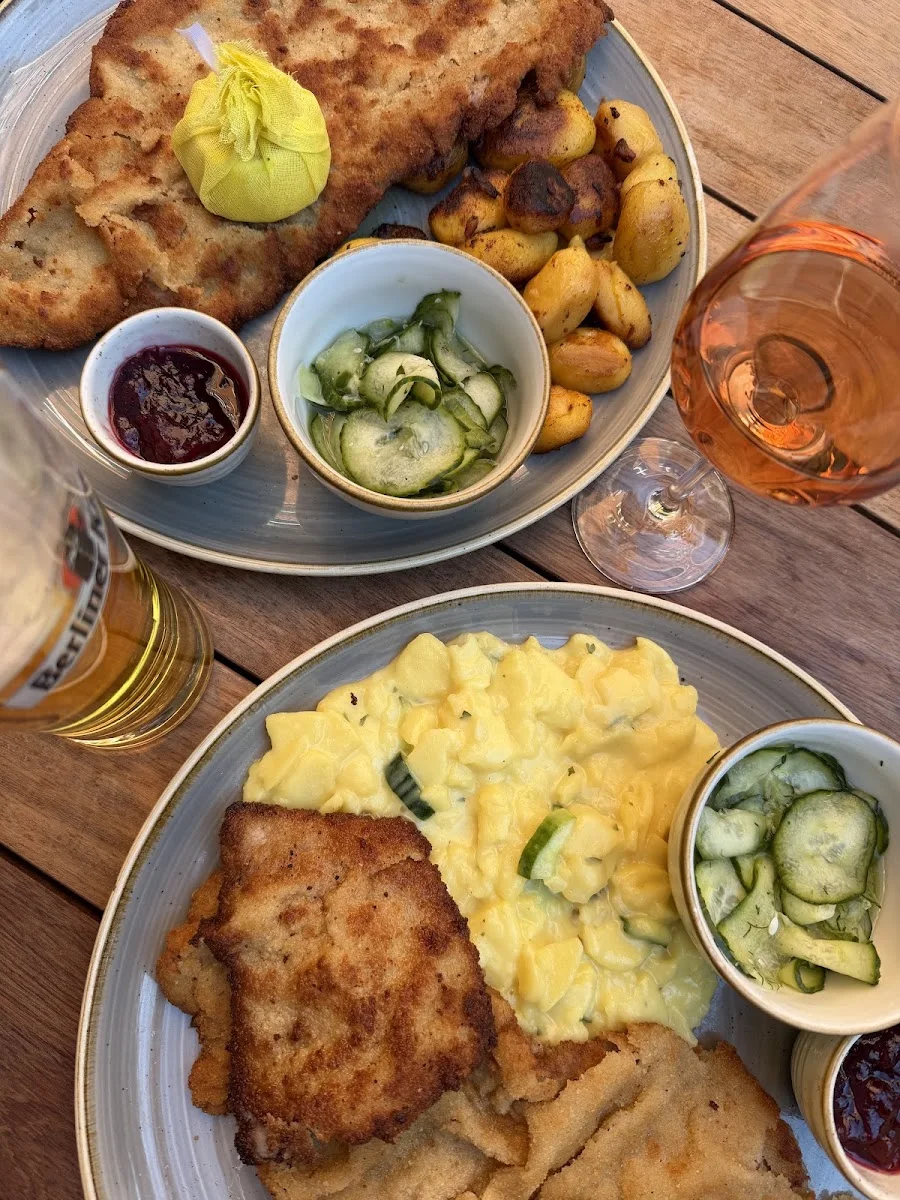 Schnitzelei Mitte – Essen und Trinken in Berlin
