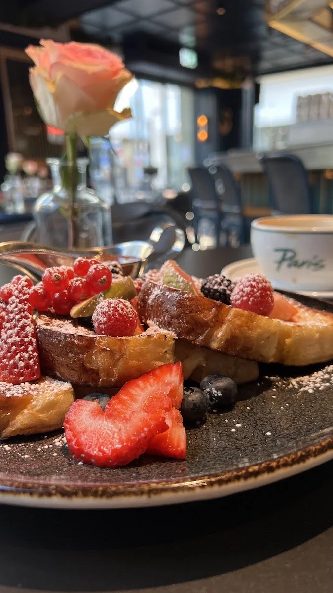 Café de Paris Cologne – Pofesen in Köln, Nordrhein-Westfalen