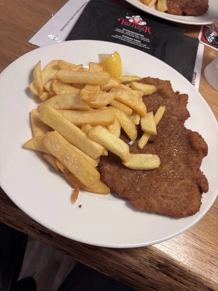 Trollinger Stuttgart – Schnitzel in Stuttgart, Baden-Württemberg