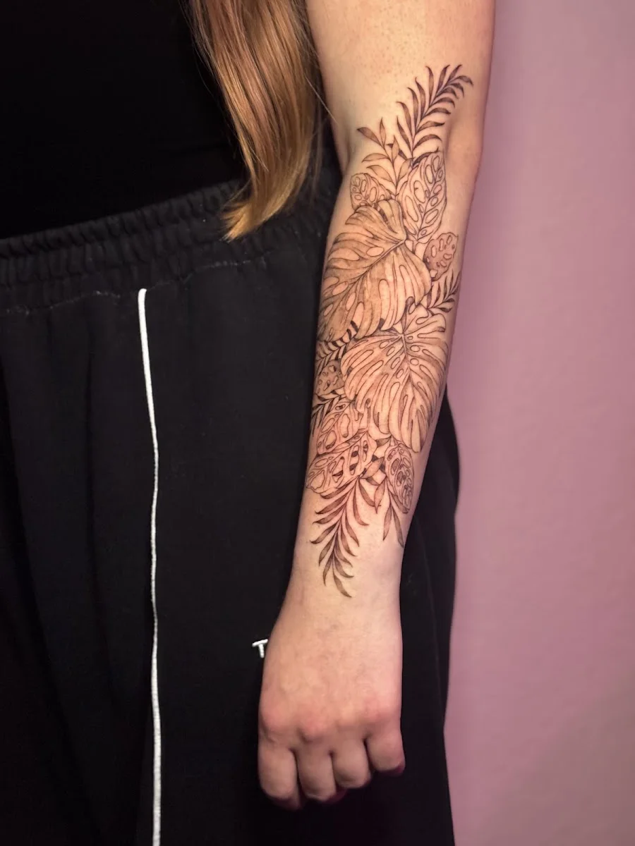 Secret Stories Tattoo - Fineline Tattoo Studio in Karlsruhe – Besucherfoto: Aline Vedra in Karlsruhe, Baden-Württemberg