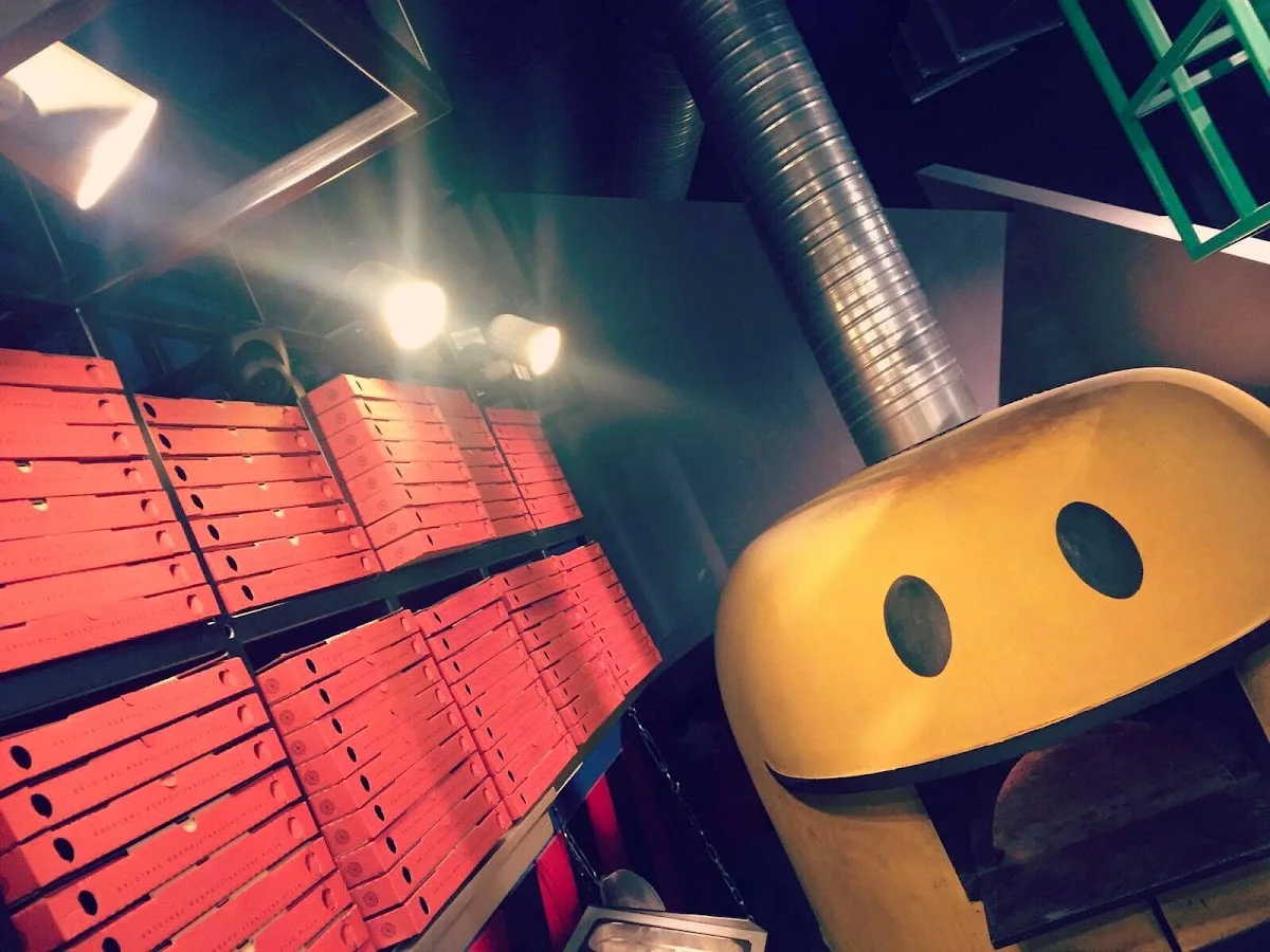 Pizzeria Montana – Vom Inhaber in Frankfurt am Main, Hessen