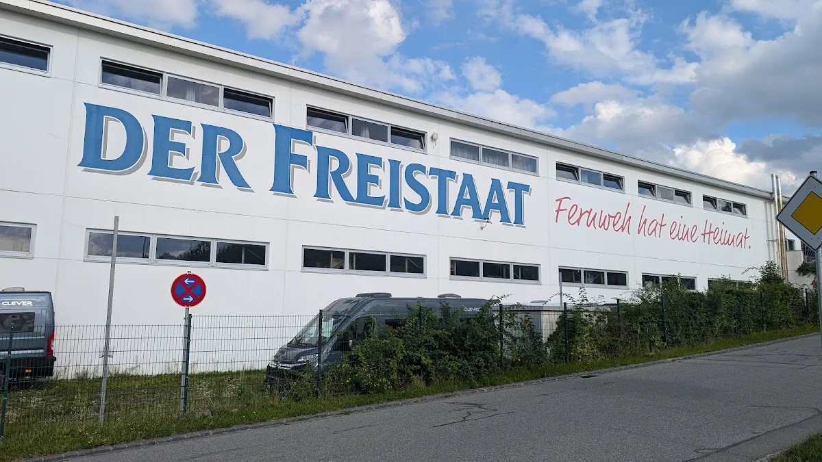 Freistaat MEGA STORE – Parken in Sulzemoos, Bayern