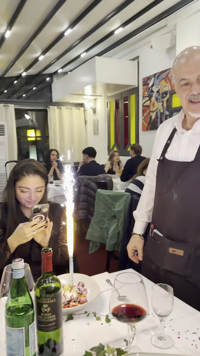 Ristorante Piccolo Mondo – Atmosphäre in Berlin