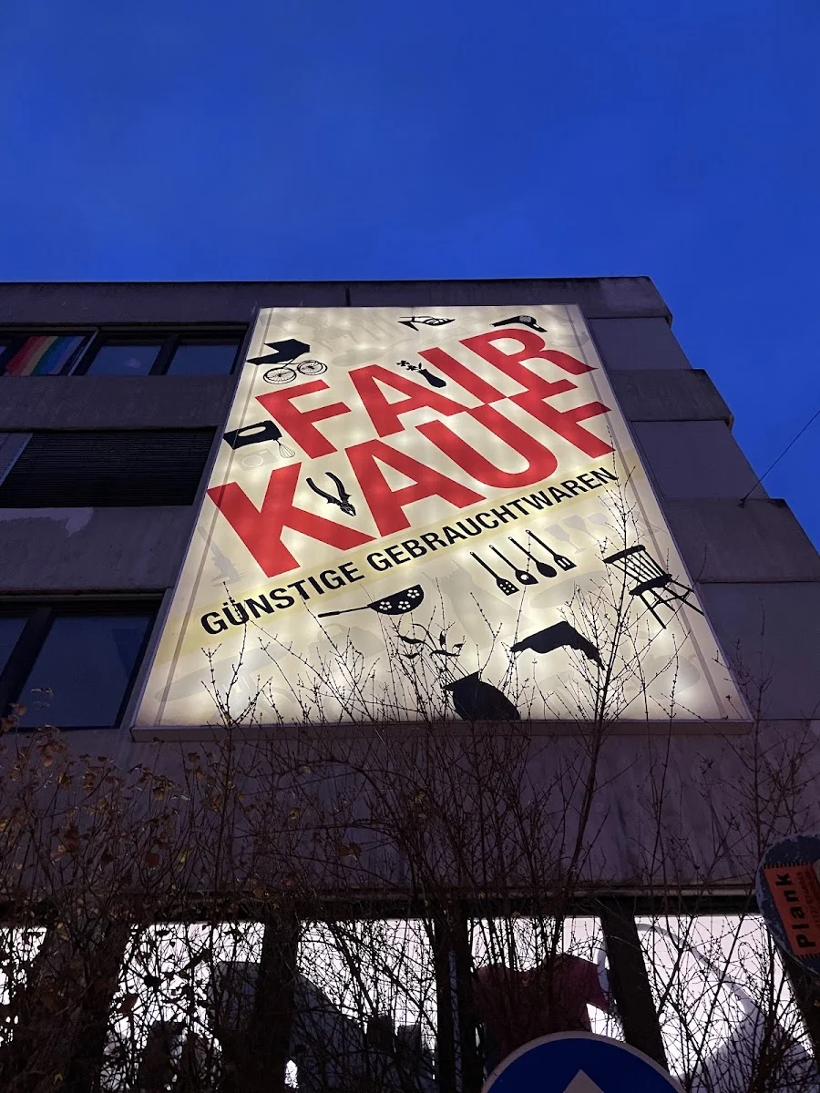FAIRKAUF Secondhand-Kaufhaus – Vom Inhaber in Stuttgart Feuerbach, Baden-Württemberg