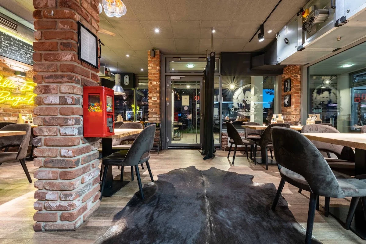 Pablo Emilio BurgerBar Germering – Atmosphäre in Germering, Bayern