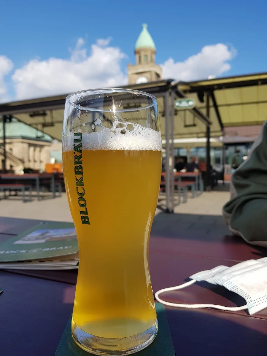 Alter Elbtunnel – Bier in Hamburg