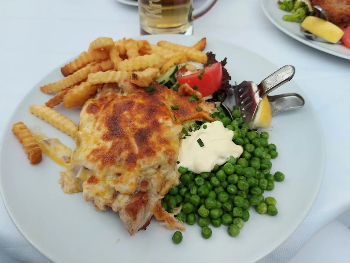 LEO’S Restauration – Schnitzel in Zepernick, Brandenburg