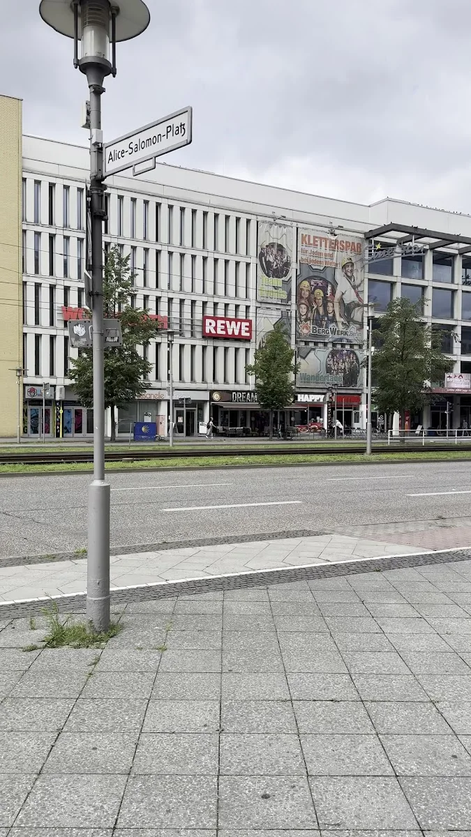 Marktplatz Center Hellersdorf – Besucherfoto von Christopher Flitsch in Berlin