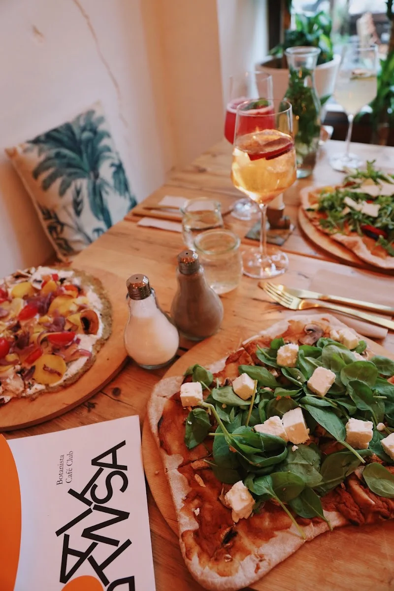 Botanista Café Club – Pizza in München, Bayern