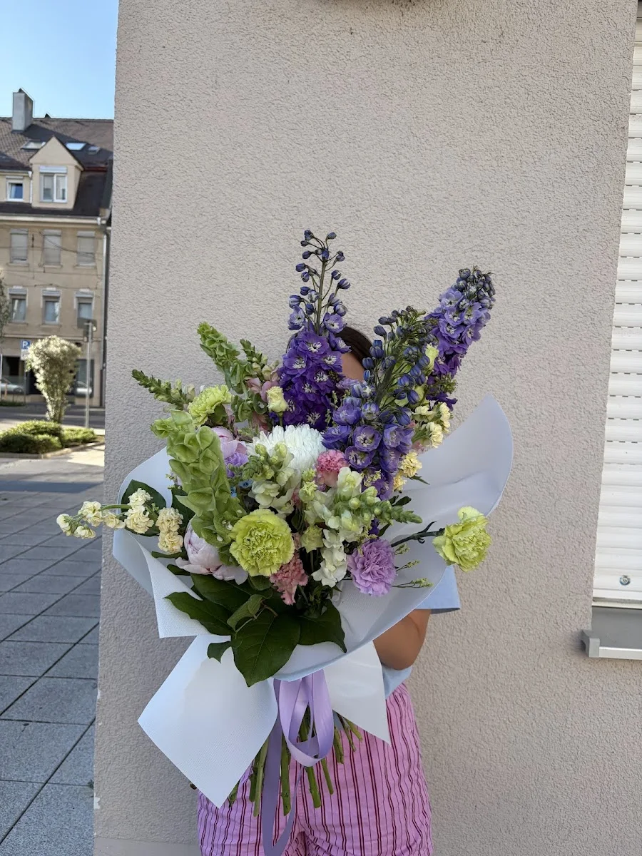 Kreative Floristik - Blumen Augsburg – Besucherfoto: Zelal Demir in Augsburg, Bayern