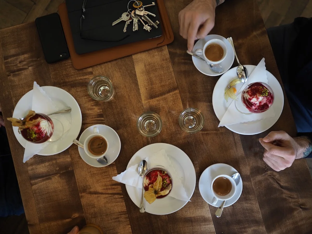 3 Schwestern Gastronomie GmbH – Essen und Trinken in Berlin