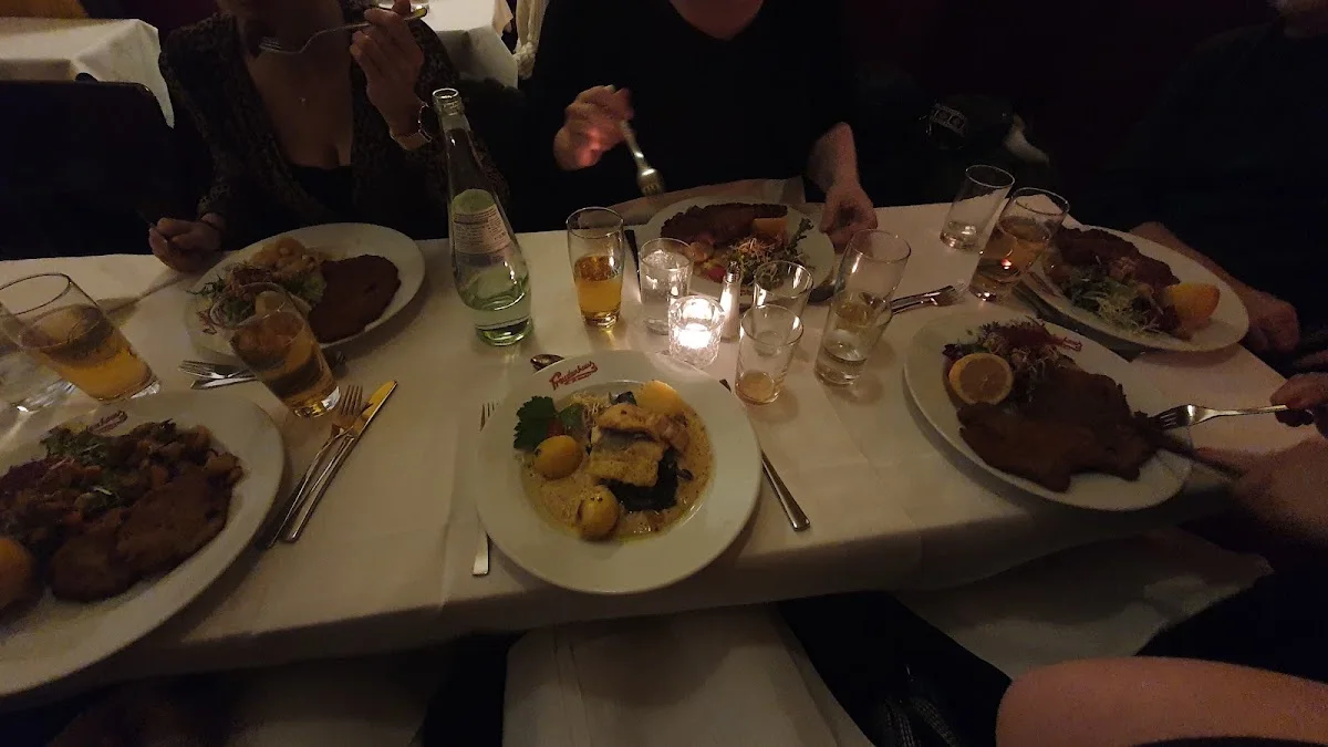 Restaurant Freudenhaus St. Pauli – Schnitzel in Hamburg