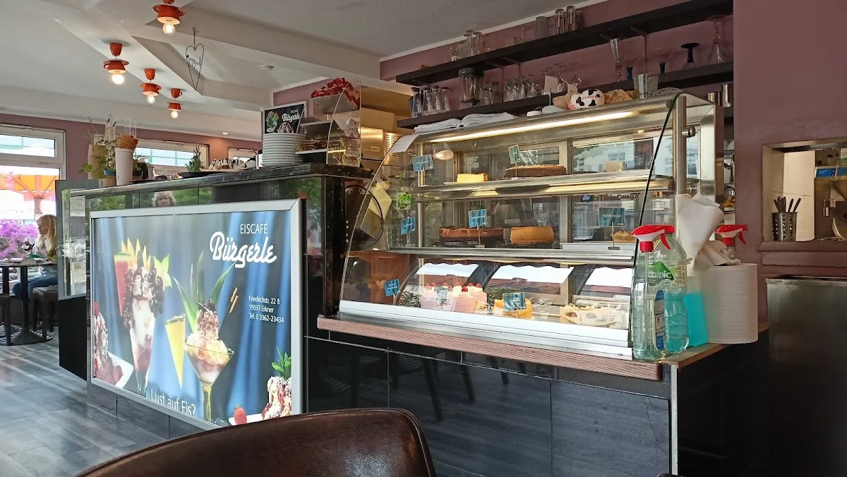 Eiscafé Bürgerle – Atmosphäre in Erkner, Brandenburg