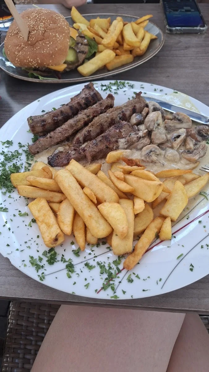 Hänneschen und die Pfeffermühle – Restaurant in Köln, Nordrhein-Westfalen