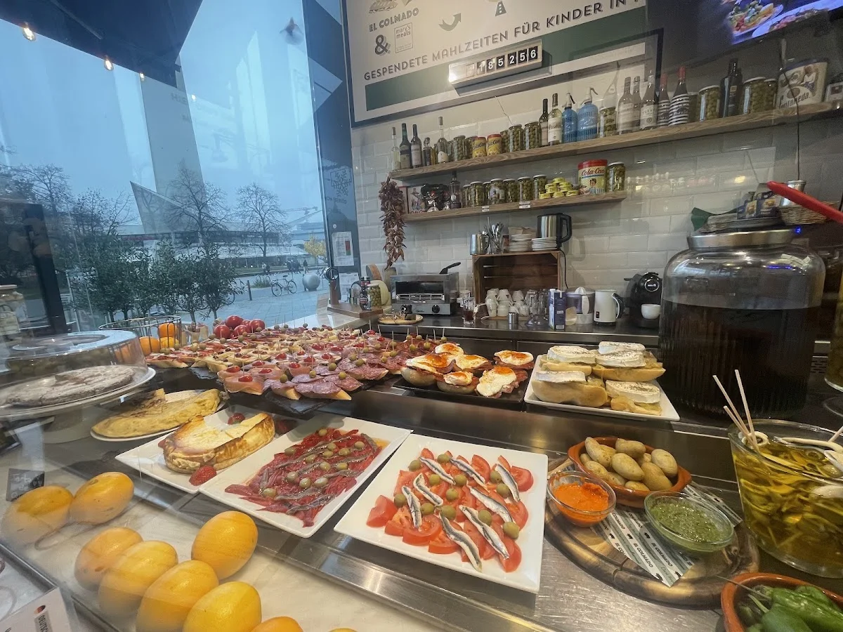 Tapas Berlin El Colmado Alexanderplatz – Essen und Trinken in Berlin