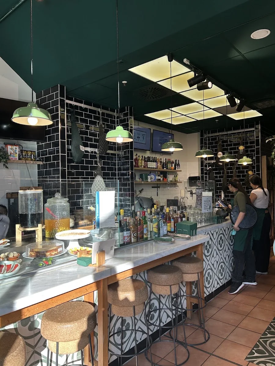Tapas Berlin El Colmado Alexanderplatz – Atmosphäre in Berlin