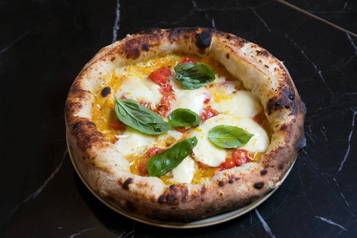 Luardi 🥇🇮🇹 »Cucina della Mamma« – Essen und Trinken in Berlin
