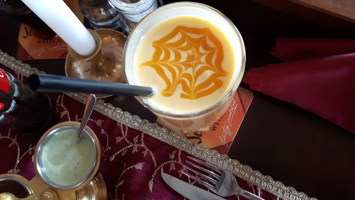 Papadam Indisches Restaurant – Lassi in Berlin