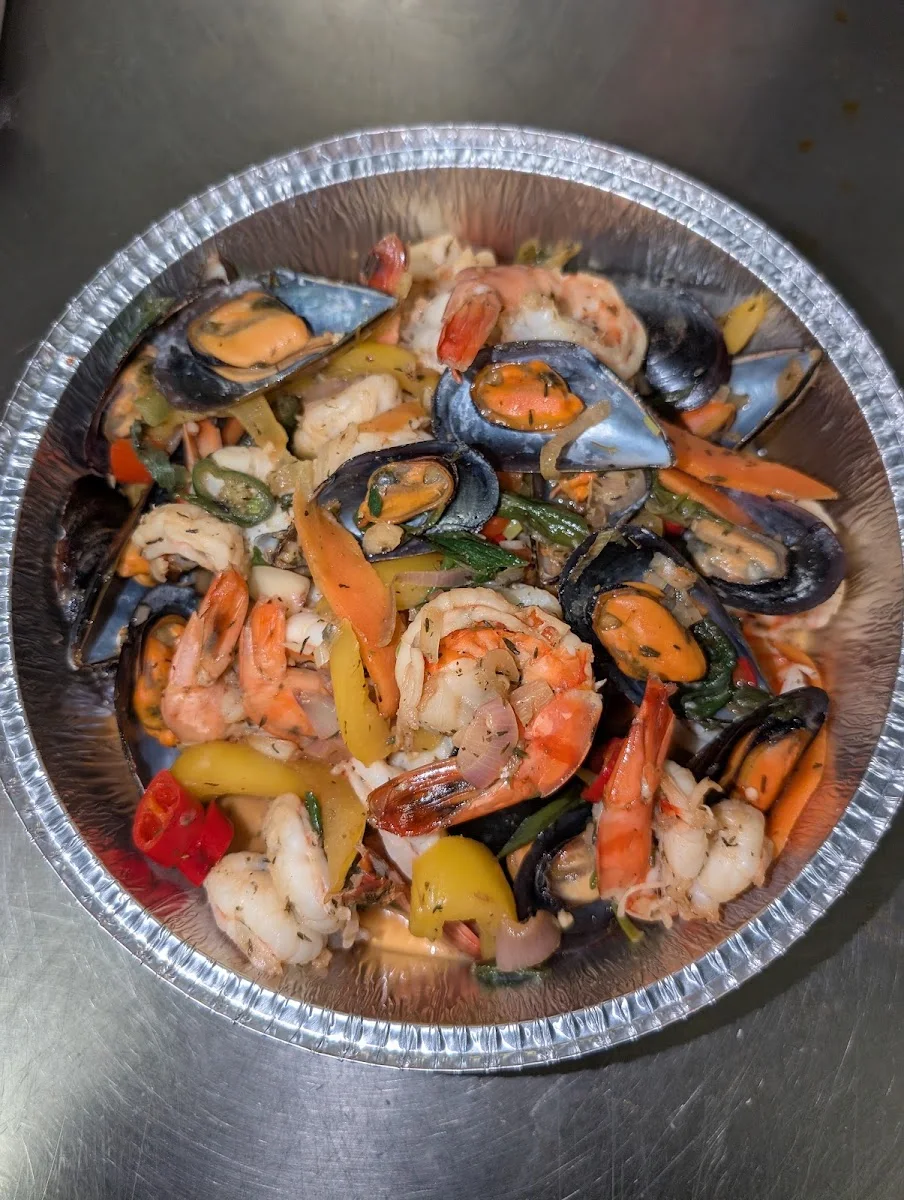 Caribbean Grill Restaurant – Essen und Trinken in Grafenwöhr, Bayern