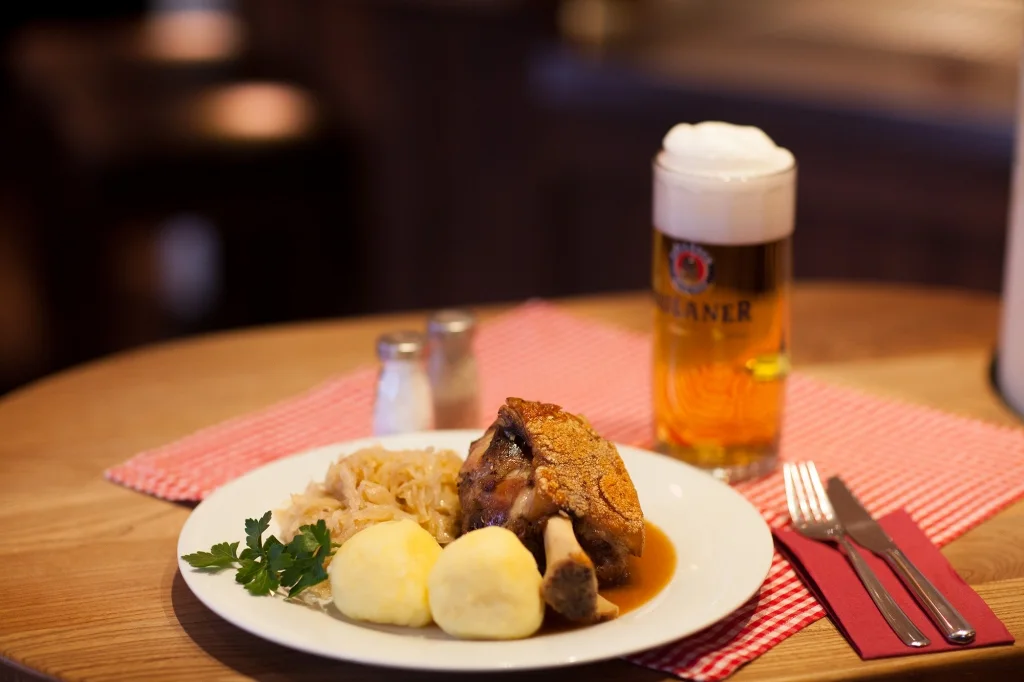 Paulaner's Restaurant – Essen und Trinken in Hamburg
