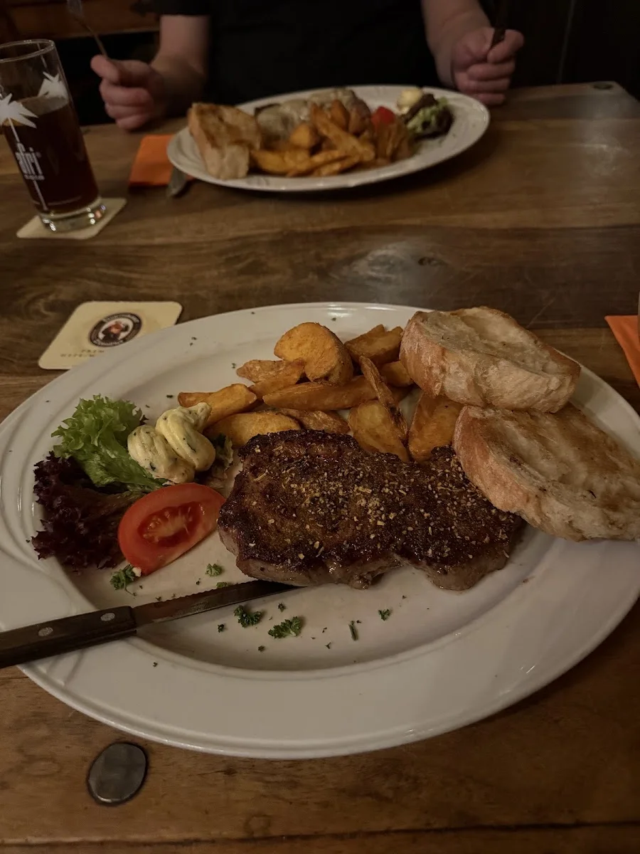 Dillinger Chicago Bar'n Grill – Sirloin-Steak in München, Bayern