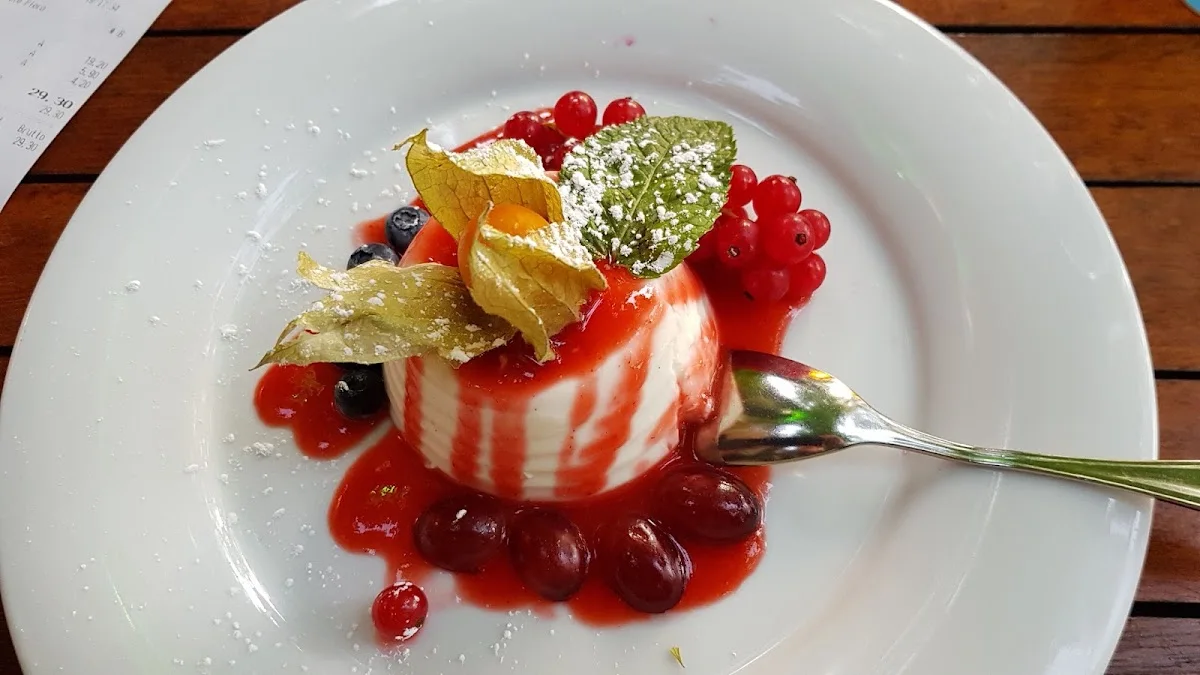 Villa Dante – Panna cotta in München, Bayern