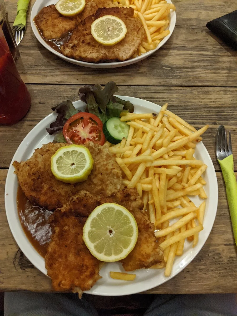 Wirtshaus Troll – Schnitzel in Stuttgart, Baden-Württemberg