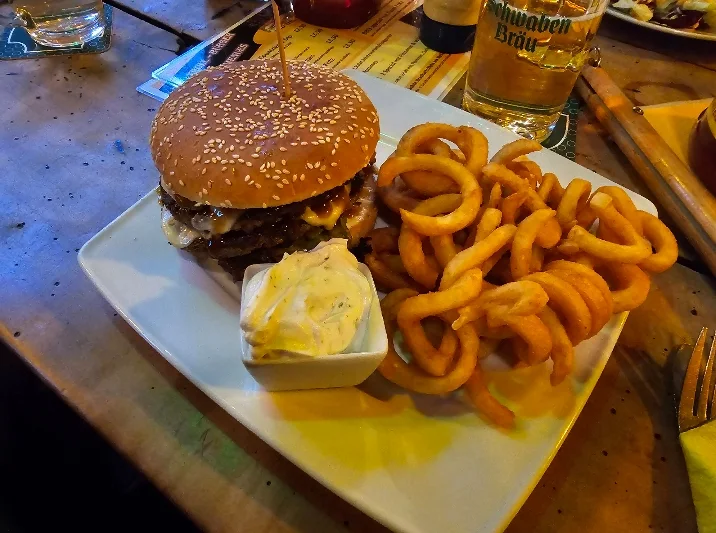 Wirtshaus Troll – Besucherfoto von Da He in Stuttgart, Baden-Württemberg