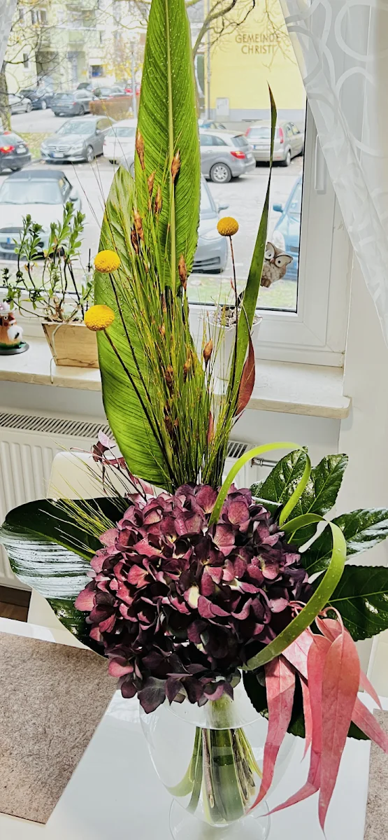 Blumen Kamm GbR Inh. Sabine Schwindl & Anita Jakomatovic – Besucherfoto: Robert Schrittenlocher (Magic Robert) in München, Bayern