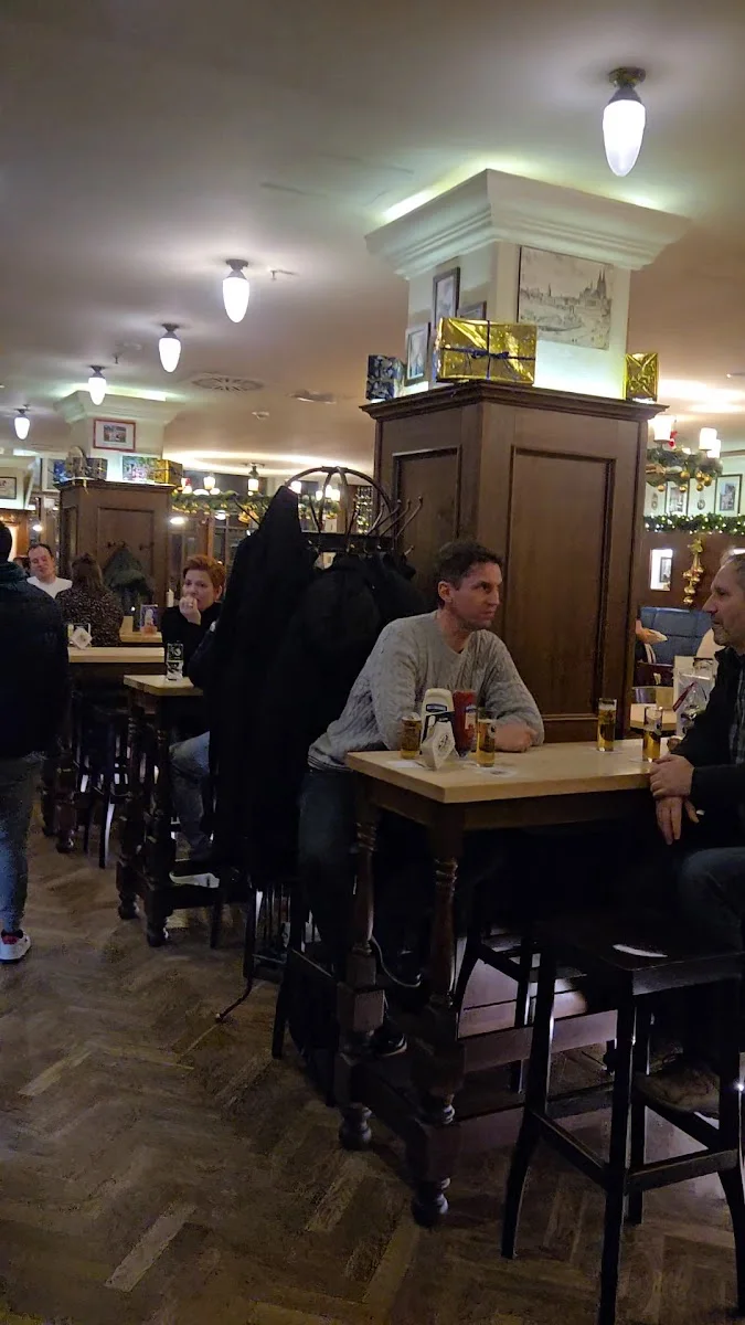 Gaffel Haus Berlin - Das Kölsche Konsulat in der Hauptstadt – Restaurant in Berlin