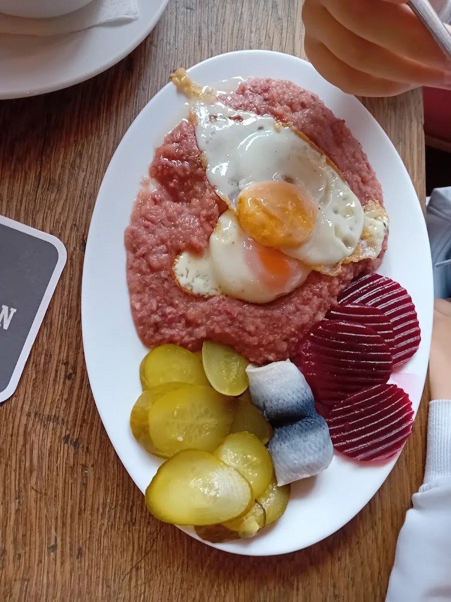 Max & Consorten – Labskaus in Hamburg