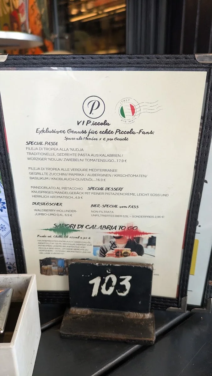 Pizzeria Piccola Ehrenfeld – Speisekarte in Köln, Nordrhein-Westfalen
